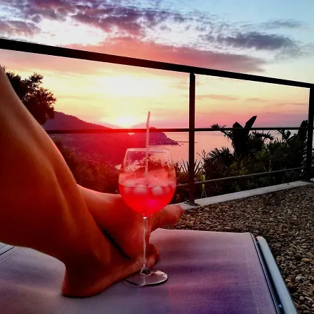 Nest Pool House Terrace Sea View 別荘 チェファル