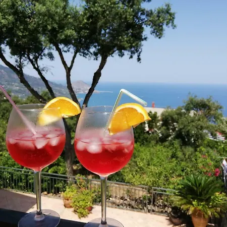 Vakantiehuis Nest Pool House Terrace Sea View *