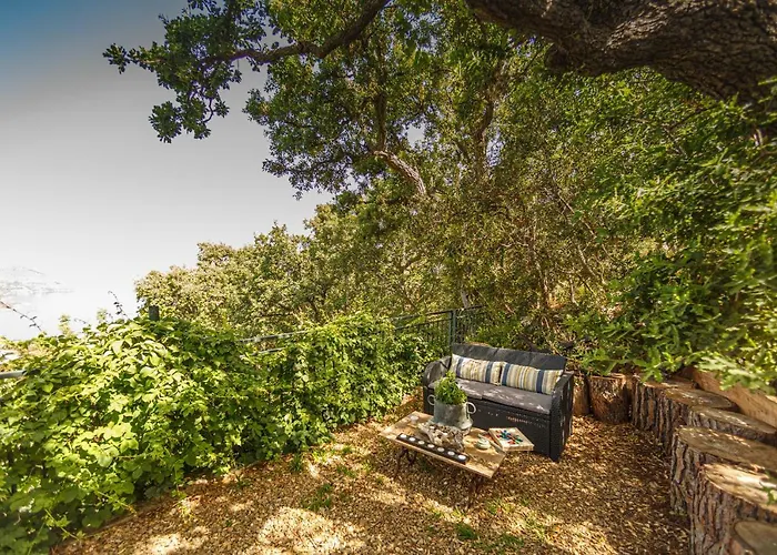 Nest Pool House Terrace Sea View Hébergement de vacances *